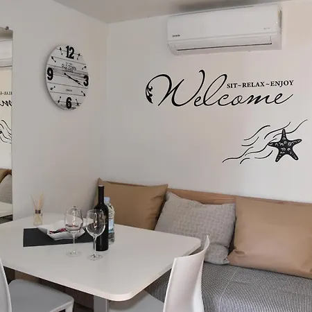Mobile Starfish Iv Camp Biograd ビオグラード・ナ・モル