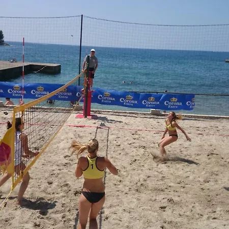 Mobile Starfish Iv Camp Biograd بيوغْغاد نا موغو