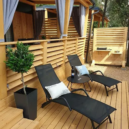 Mobile Starfish Iv Camp Biograd مكان تخييم بيوغْغاد نا موغو