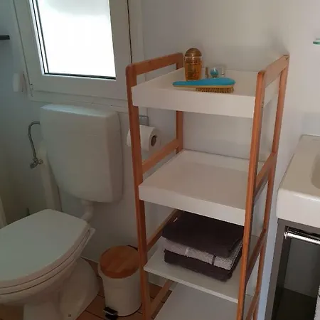 مكان تخييم Mobile Starfish Iv Camp Biograd بيوغْغاد نا موغو