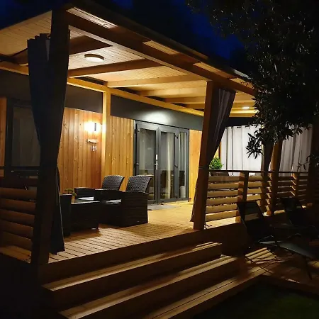 Mobile Starfish Iv Camp Biograd キャンプ場 ビオグラード・ナ・モル