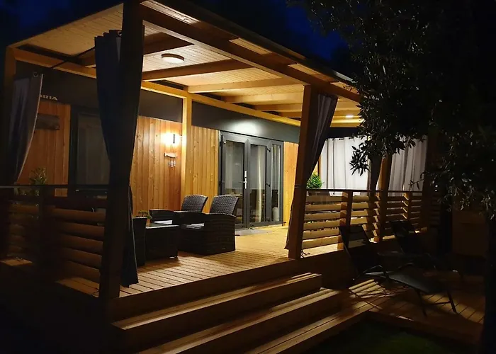 Mobile Starfish Iv Camp Biograd Кемпинг Биоград-на-Мору